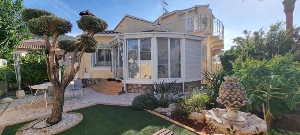 Independent chalet for sale in La Pedrera-Vessanes, Denia
 photo 4