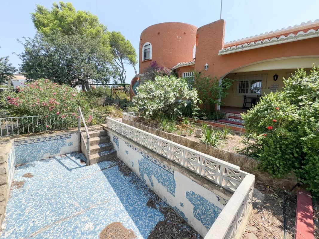 Venta de chalet independiente en Les Rotes/Las Rotas, Denia
photo 1