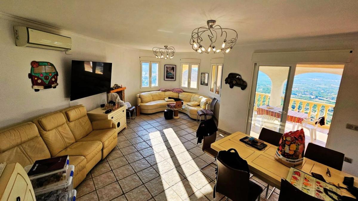 Недвижимость на продажу и в аренду в Испании photo 4