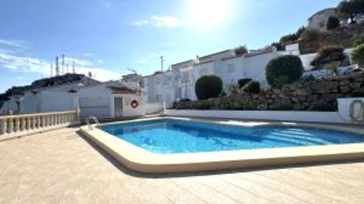 Sale of independent chalet in Monte Pedreguer, Pedreguer
 photo 3