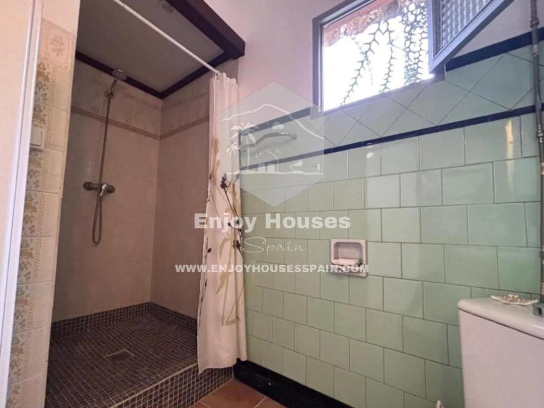 Properties for sale and rent in Spain photo 5