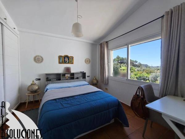 Chalet adosado photo 1