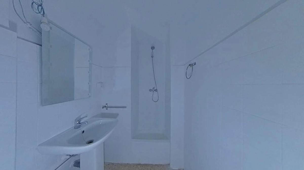 Venta de piso en AV MONTECARLO, 16, Benidorm
 photo 2