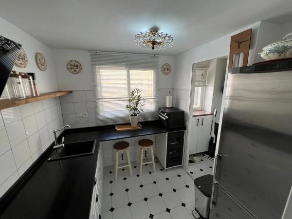 Apartment for sale in  Puerto, Benidorm photo 3