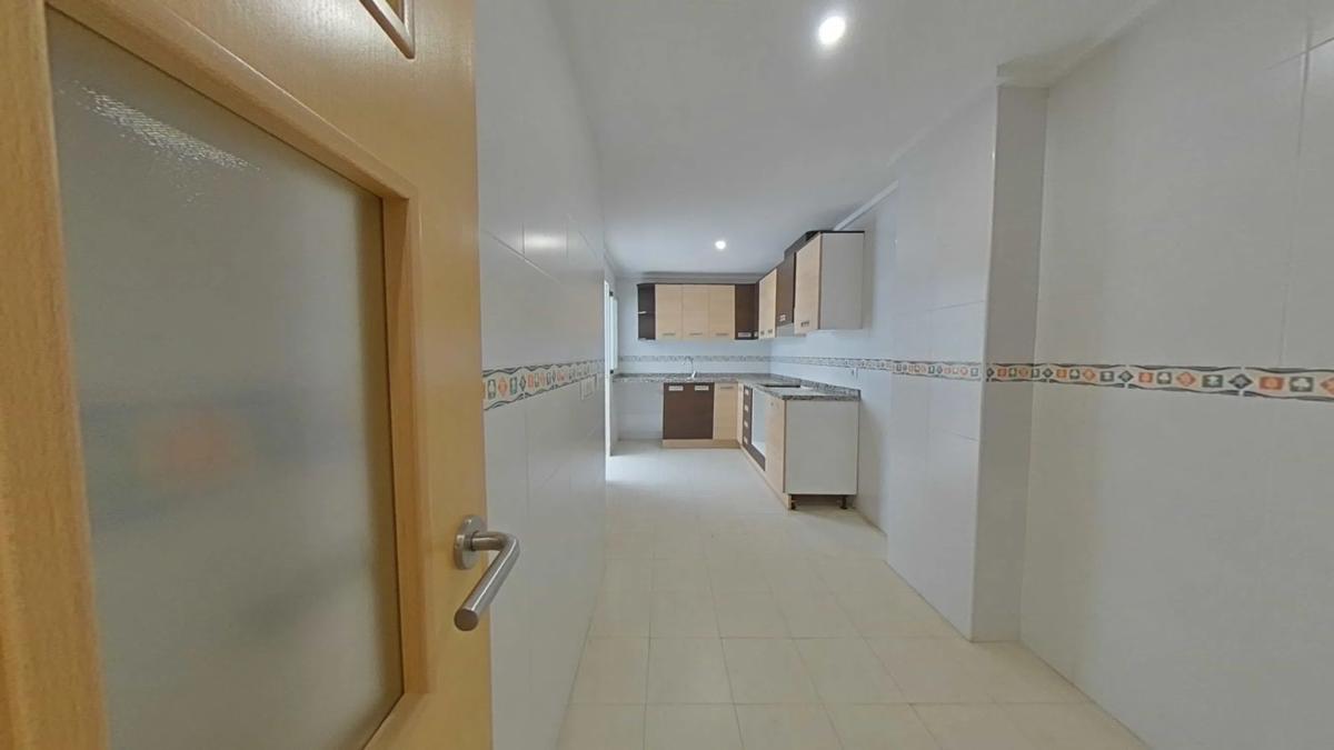 Venta de piso en Calle Príncipe, Elda
photo 3