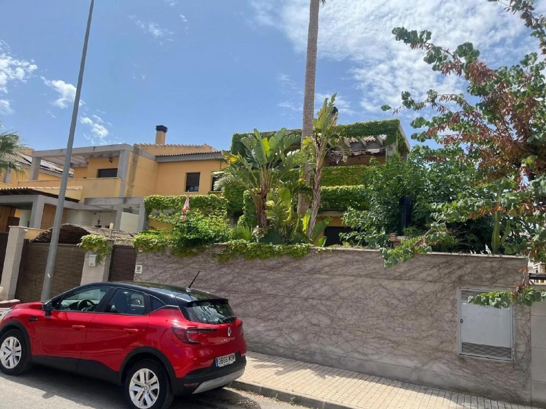 Продажа отдельного шале в Calle Granada, 15 -11, Эльда photo 2