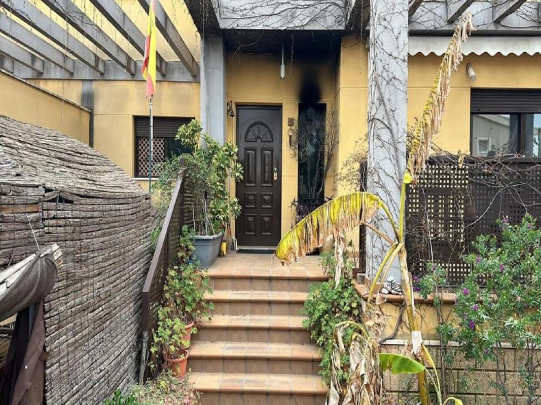 Продажа отдельного шале в Calle Granada, 15 -11, Эльда photo 5
