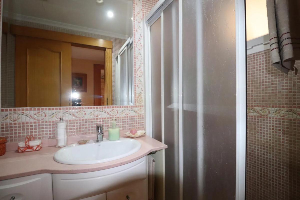 Недвижимость на продажу и в аренду в Испании photo 5
