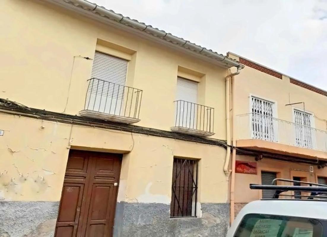 Propiedades en venta y alquiler en España photo 4