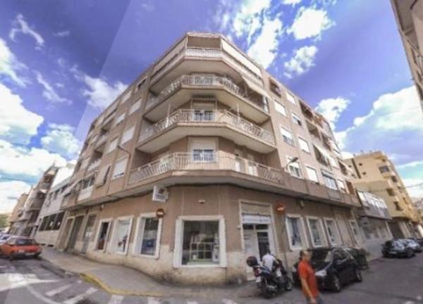 Piso en venta en Calle Virgen de los Desamparados, Elda
 photo