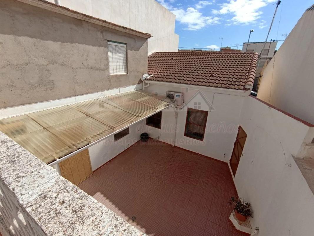 Propiedades en venta y alquiler en España photo 2