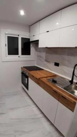 Квартира на продажу на  Calle muelle, 2, Вильена photo 1