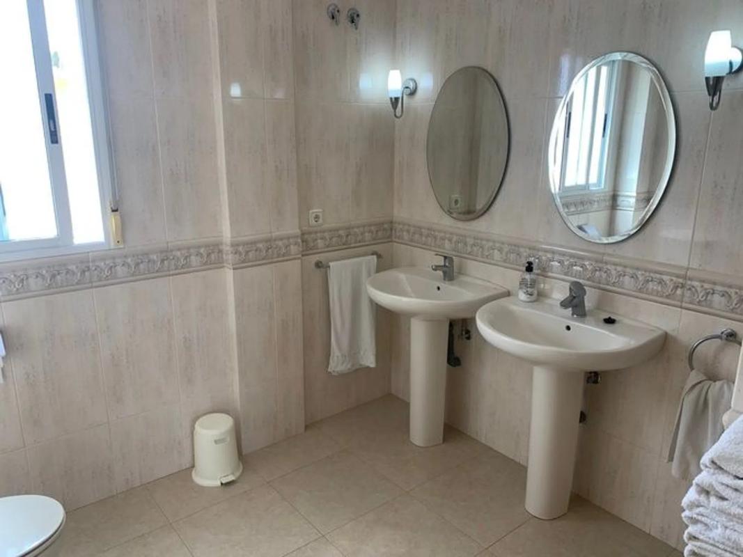 Недвижимость на продажу и в аренду в Испании photo 5