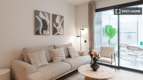 Apartment for rent in Carrer de Provença entresuelo 2ª , Barcelona thumbnail 1