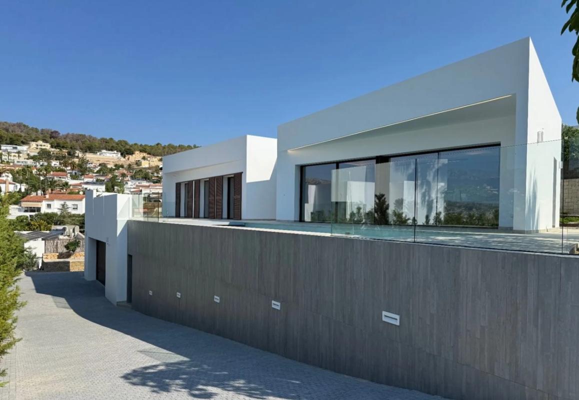 Новостройка Moderna villa de lujo en La Fustera в Кальпе photo 2
