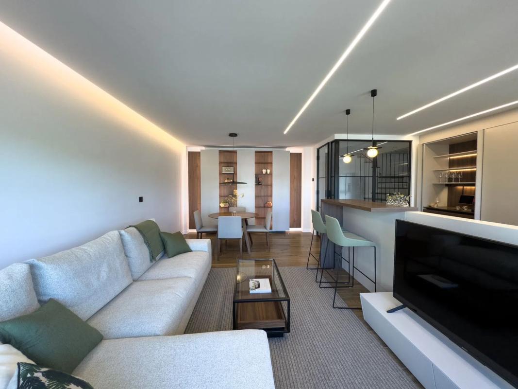 Obra nueva Poeta Pérez Parallé en Ferrol (Revista) photo 3