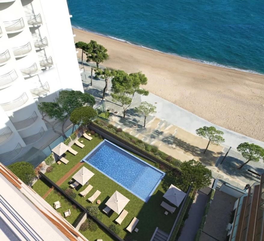 Obra nueva Lleida 41 en Castell Platja D Aro (Revista) photo 1