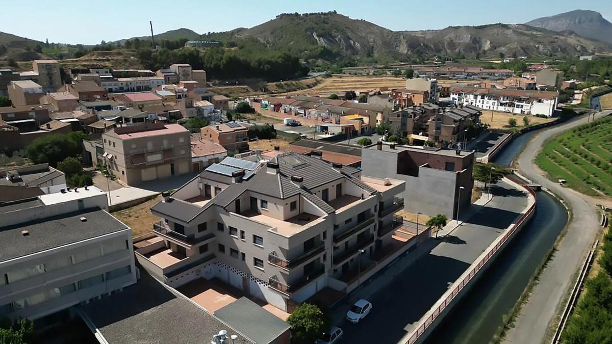 Obra nueva ALFARRAS NOUCASTELLAR en Alfarrás (Revista) photo 1