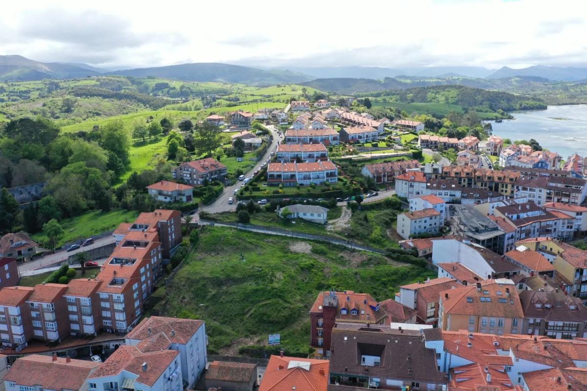 Obra nueva Edificio Encrucijada en San Vicente de la Barquera (Revista) photo 1