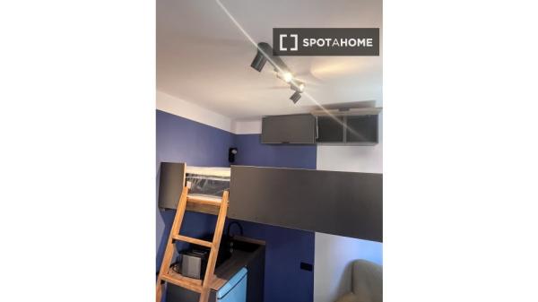 Habitación en piso compartido en San Matías-Realejo, Granada thumbnail 2