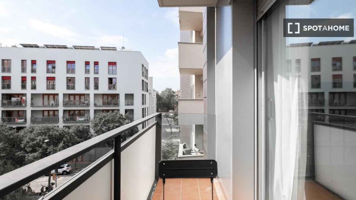 Properties for sale and rent in Spain photo 3