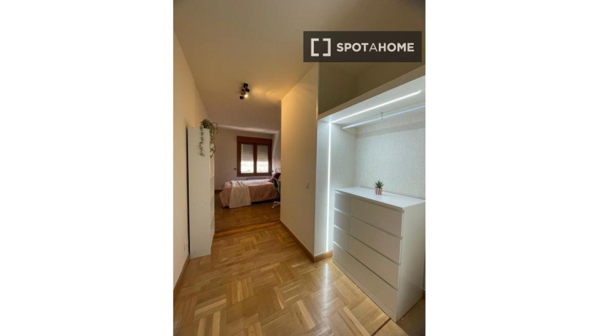 Недвижимость на продажу и в аренду в Испании photo 3