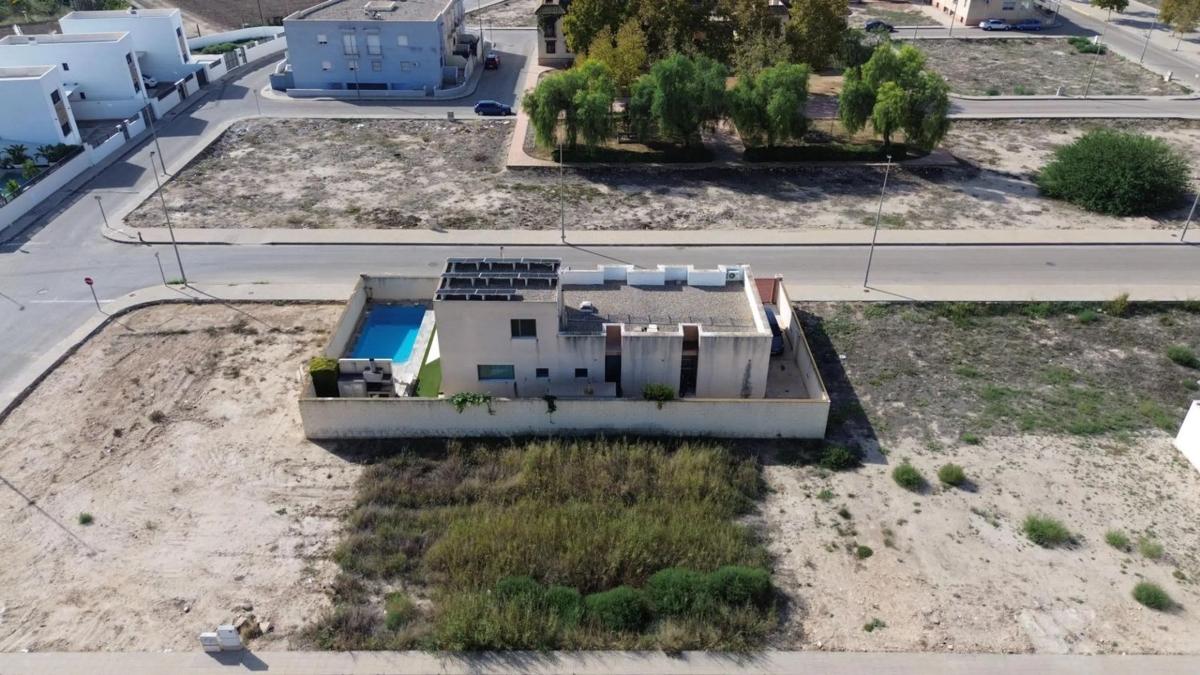 Terreno en venta en Callosa de Segura, Alicante photo 2