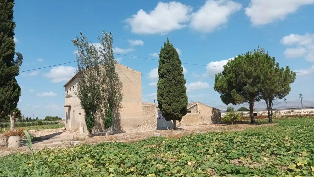 Terreno en venta en Callosa de Segura, Alicante photo 2
