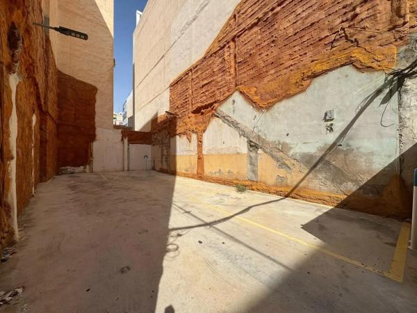 Terreno en calle de Pedro Lorca, 35 photo 1
