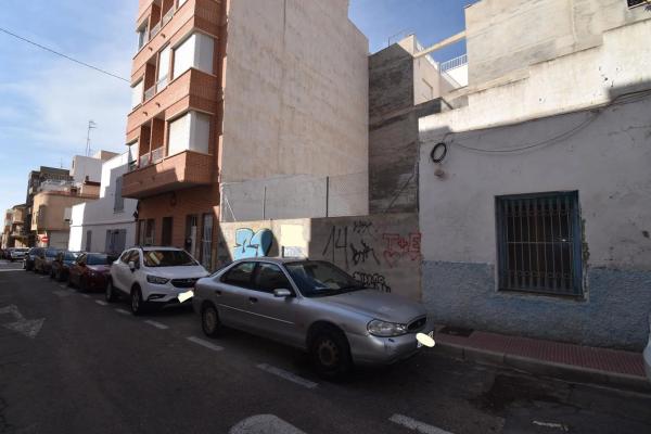 Terreno en Playa Levante photo 1