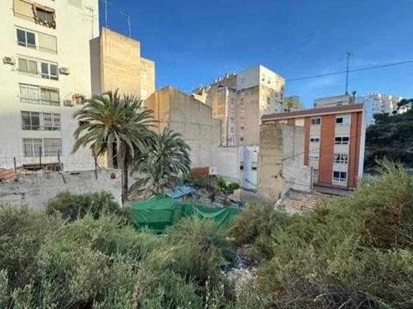 Terreno en calle San Cayetano photo 1