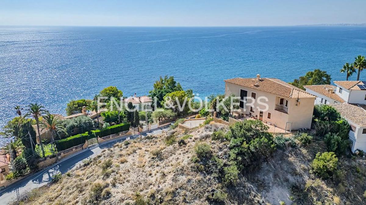 Terreno en venta en El Campello, Alicante photo 3