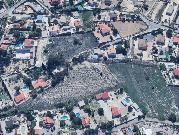 Terreno en calle Mar Blanco photo 1