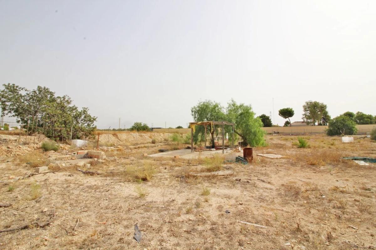 Terreno en venta en San Vicente del Raspeig, Alicante photo 3