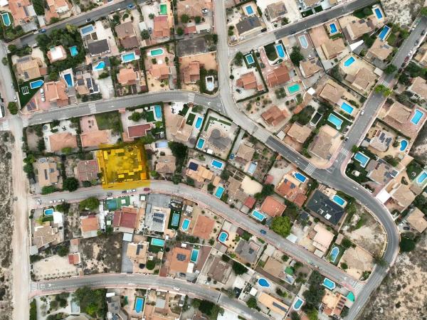 Terreno en calle Montcabrer photo 4