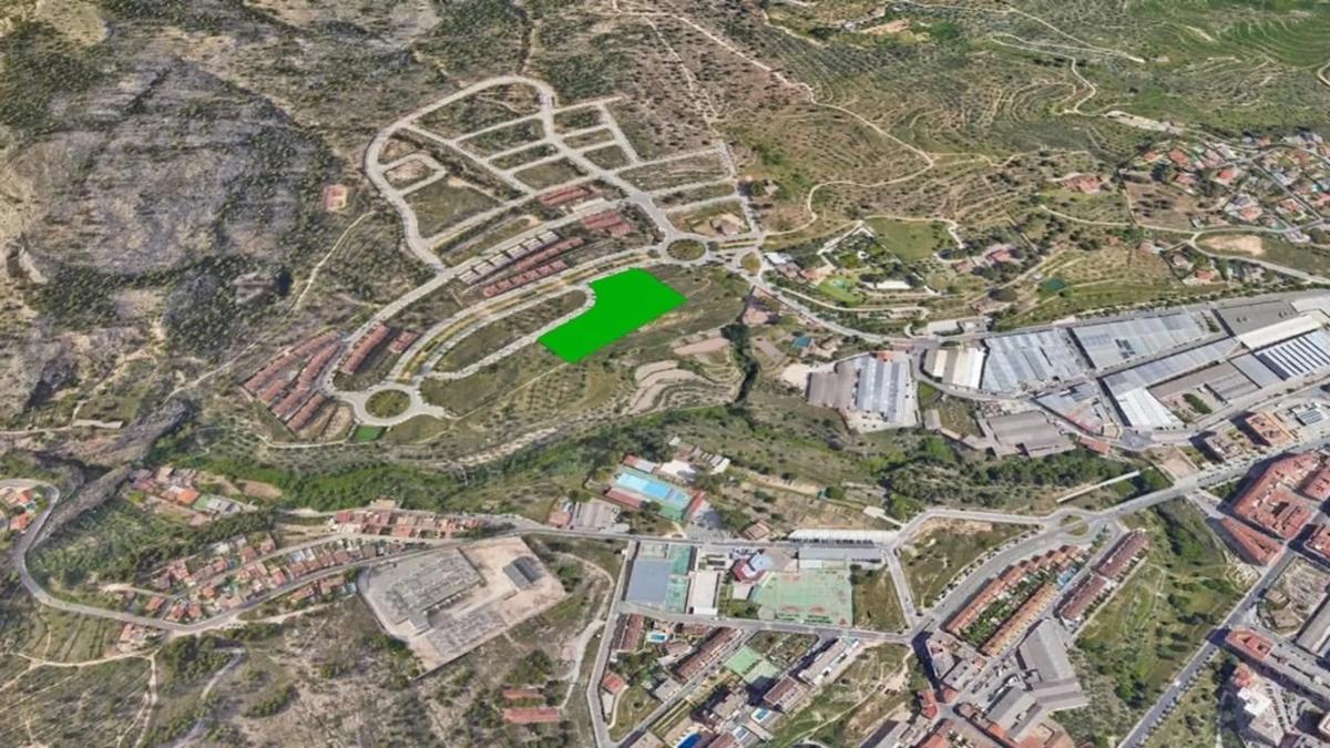 Terreno en venta en Alcoy / Alcoi, Alicante photo 3
