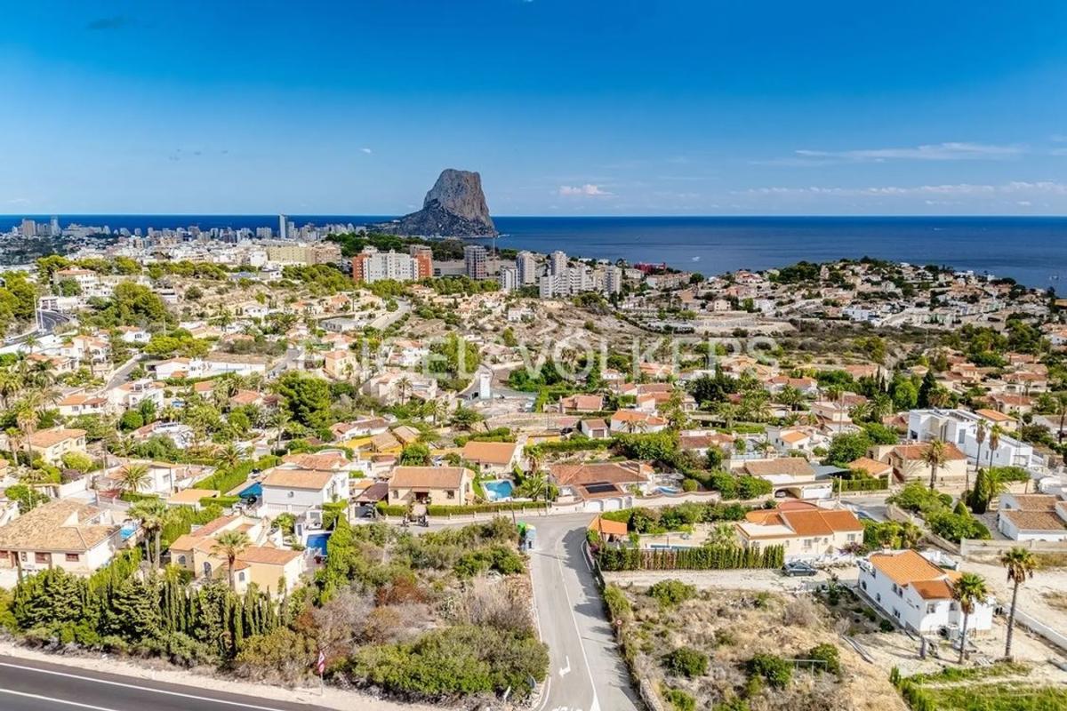 Land for sale in Calpe, Alicante photo 2