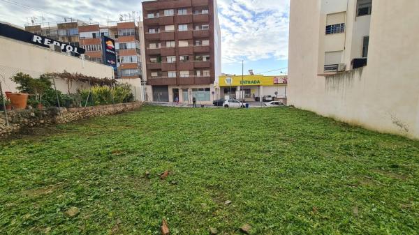 Terreno en calle Sant Isidre s/n photo