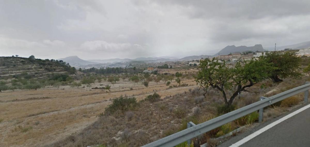 Terreno en venta en Relleu, Alicante photo 3