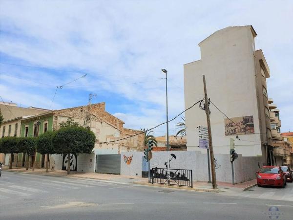 Terreno en avenida de la Comunitat Valenciana, 17 photo 1