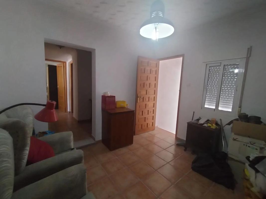 Propiedades en venta y alquiler en España photo 1
