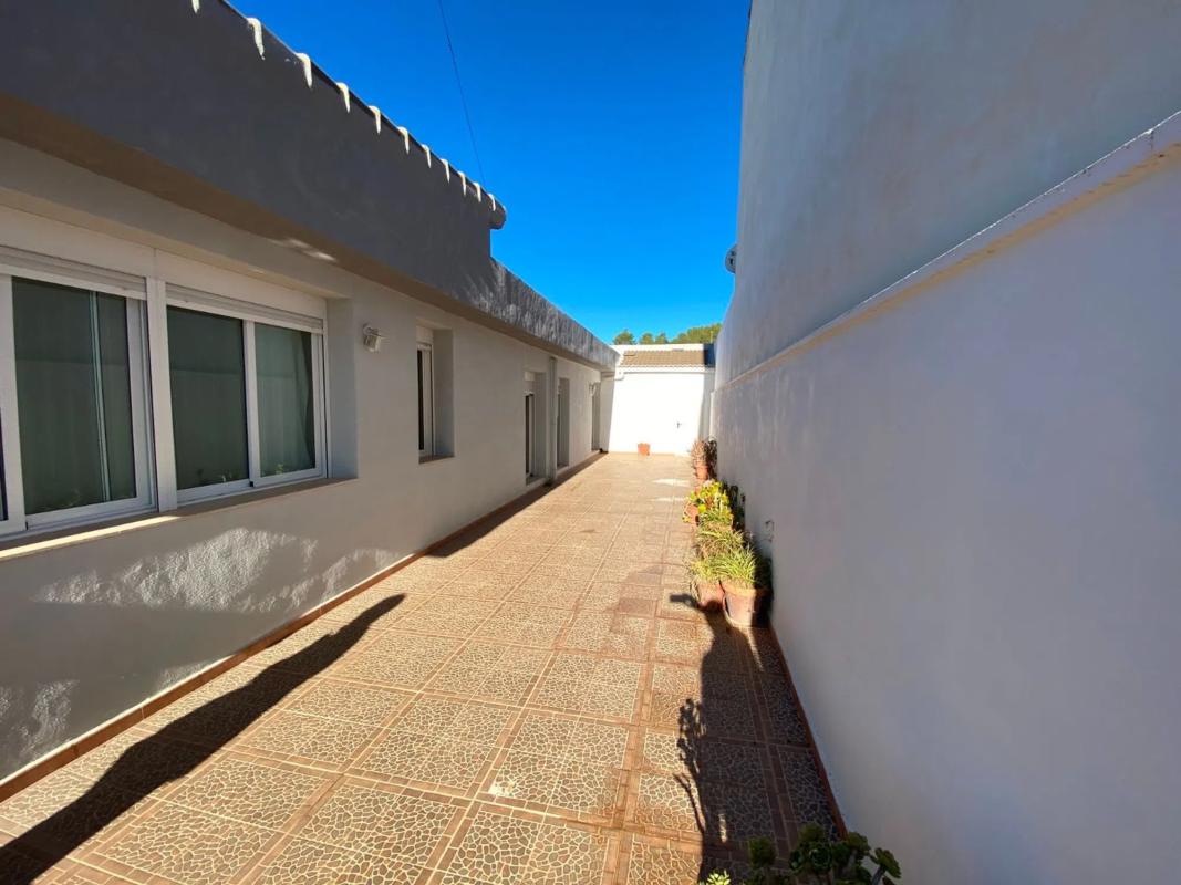Properties for sale and rent in Spain photo 3