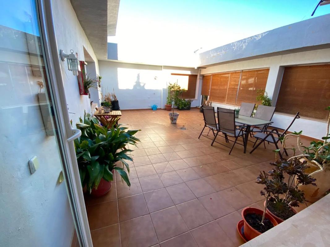 Properties for sale and rent in Spain photo 4