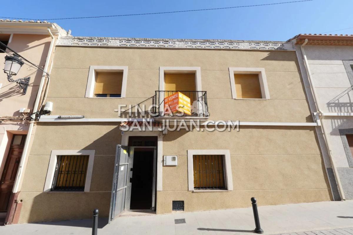 Propiedades en venta y alquiler en España photo 2