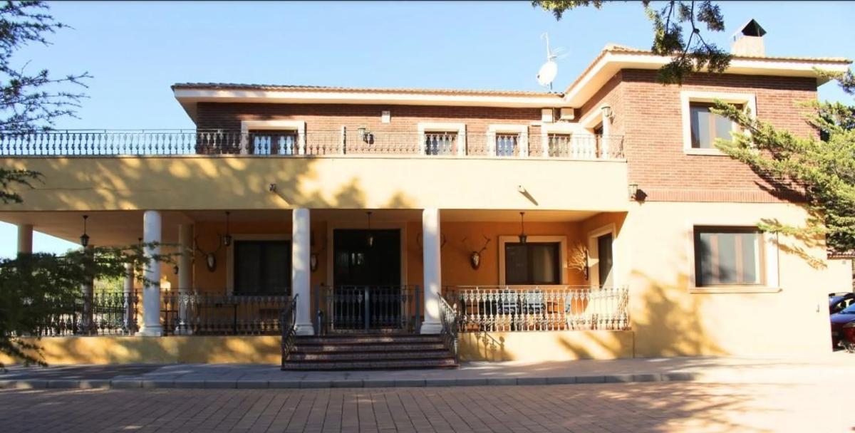 Propiedades en venta y alquiler en España photo 1
