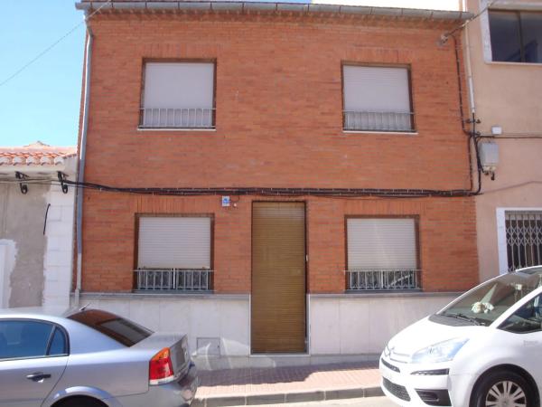Casa independiente en avenida Libertad, 1 thumbnail 1