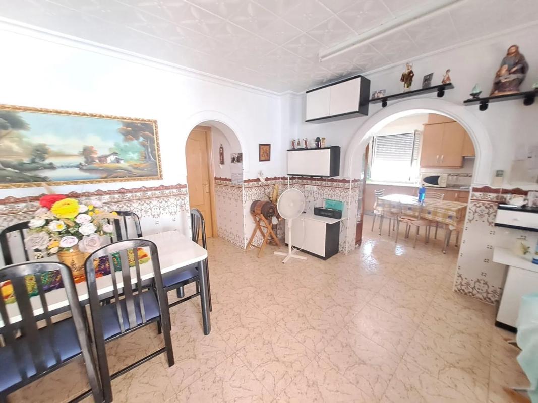 Propiedades en venta y alquiler en España photo 2