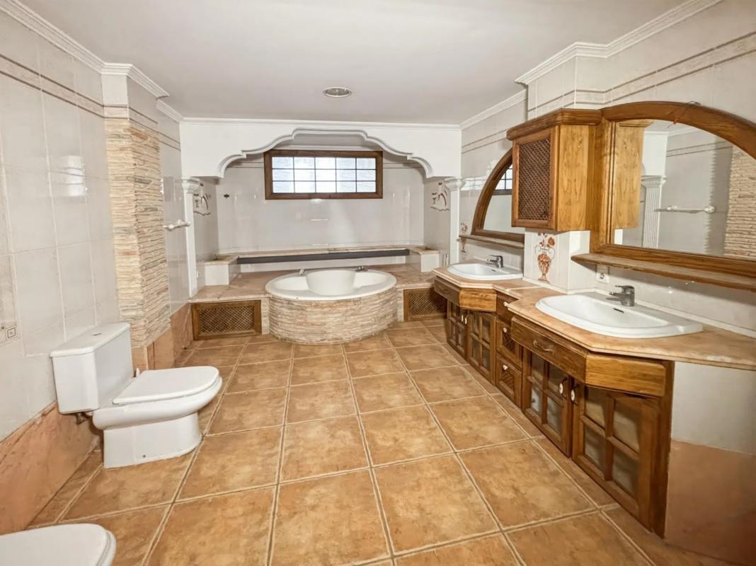 Propiedades en venta y alquiler en España photo 5