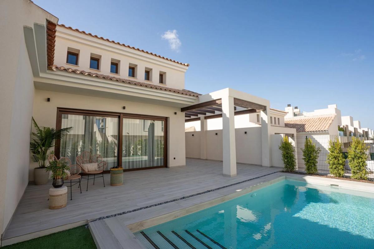 Properties for sale and rent in Spain photo 3