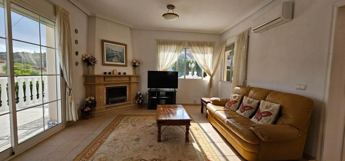 Properties for sale and rent in Spain photo 3
